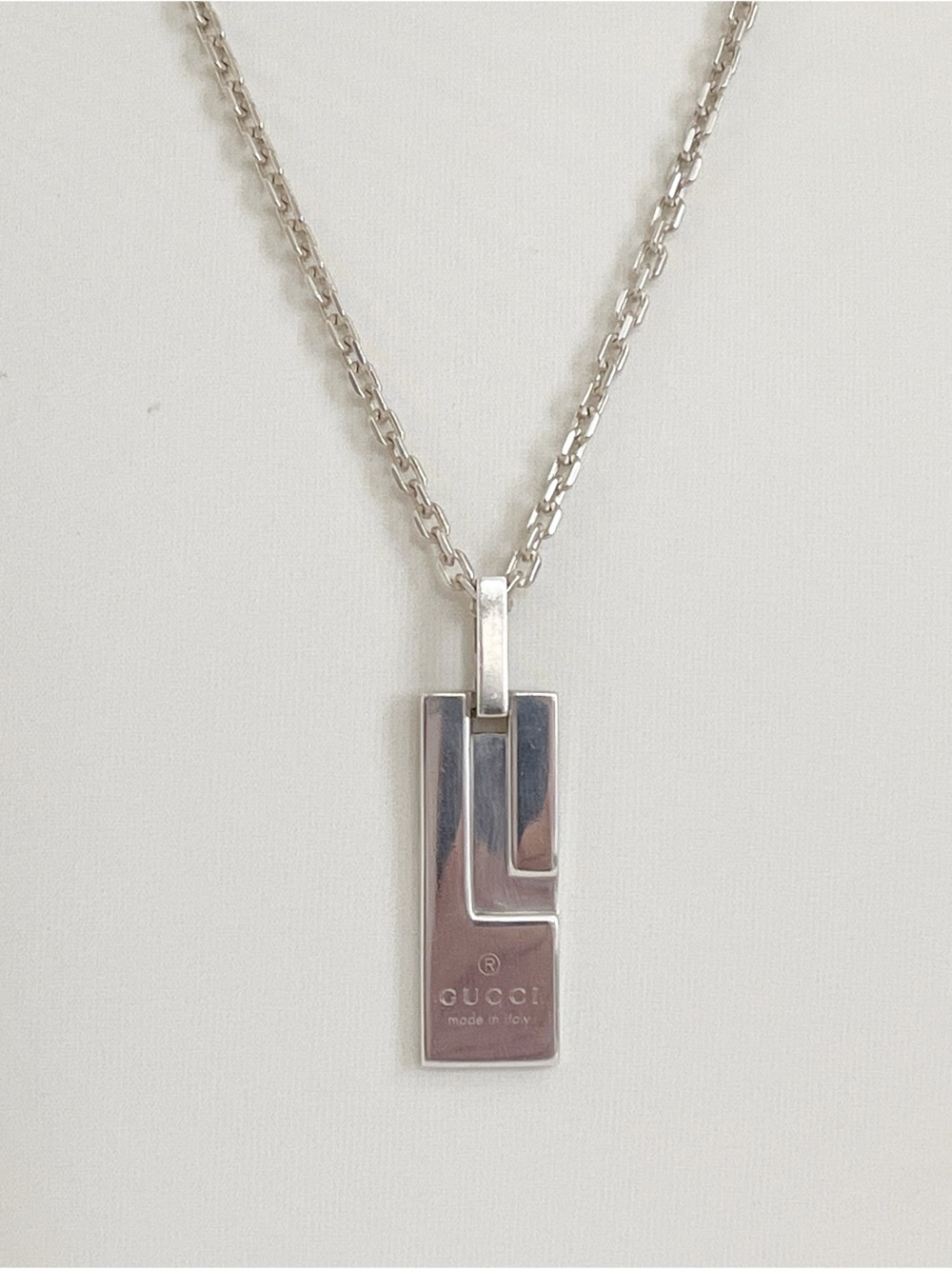 GUCCI Trademark Pendant Necklace Mark Plate Rectangle 925 Sterling Silver 17”